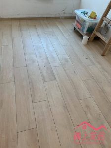 淺啡色木紋磚完成圖