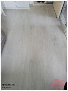 淺灰色系木紋磚完工圖